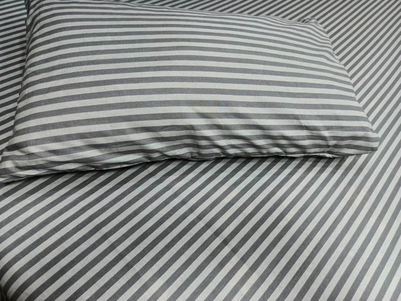 Ultra-Soft 100% Cotton Bedsheet