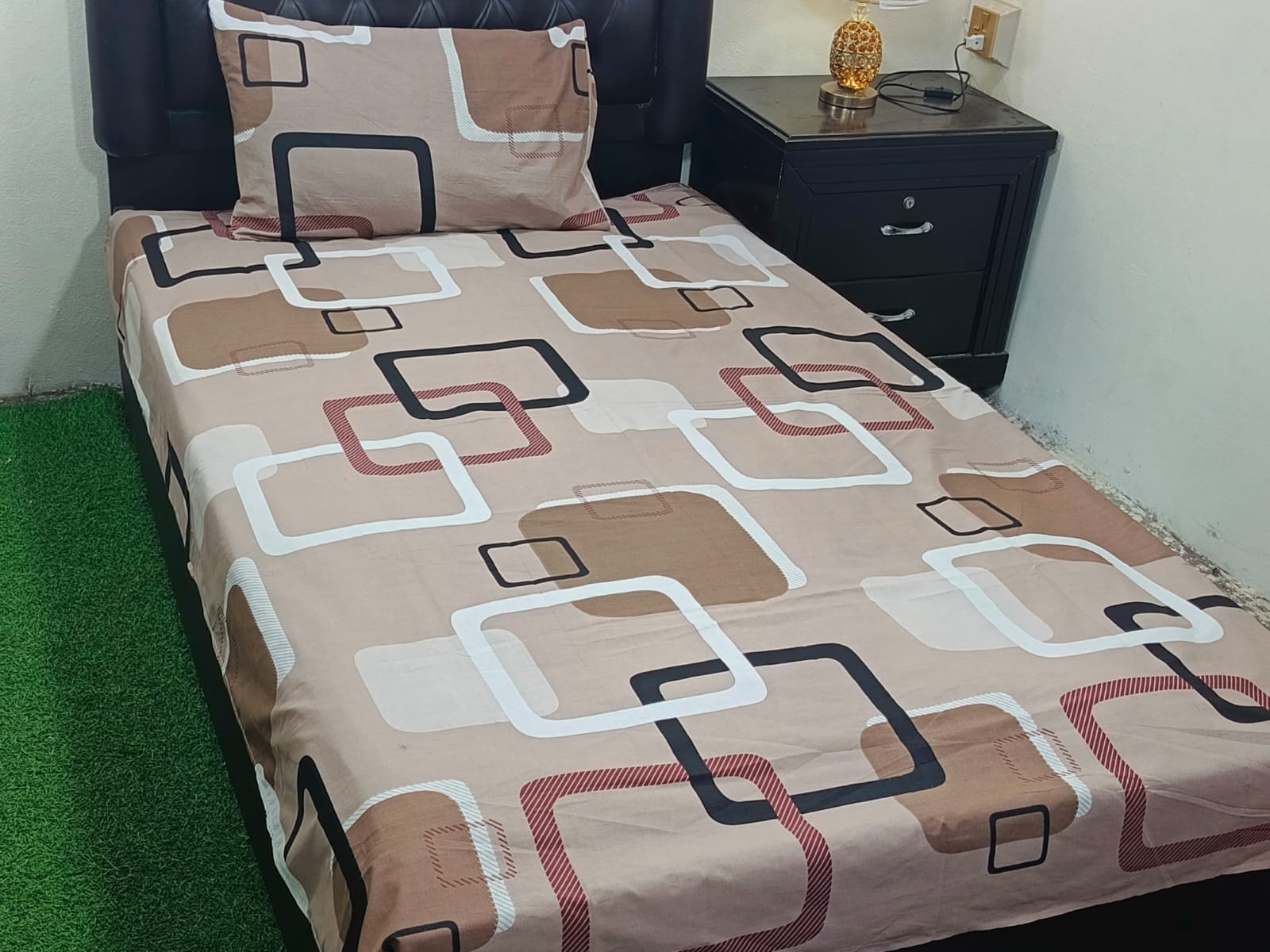 Ultra-Soft 100% Cotton Bedsheet